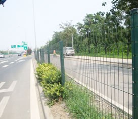 西寧市公路護(hù)欄網(wǎng)